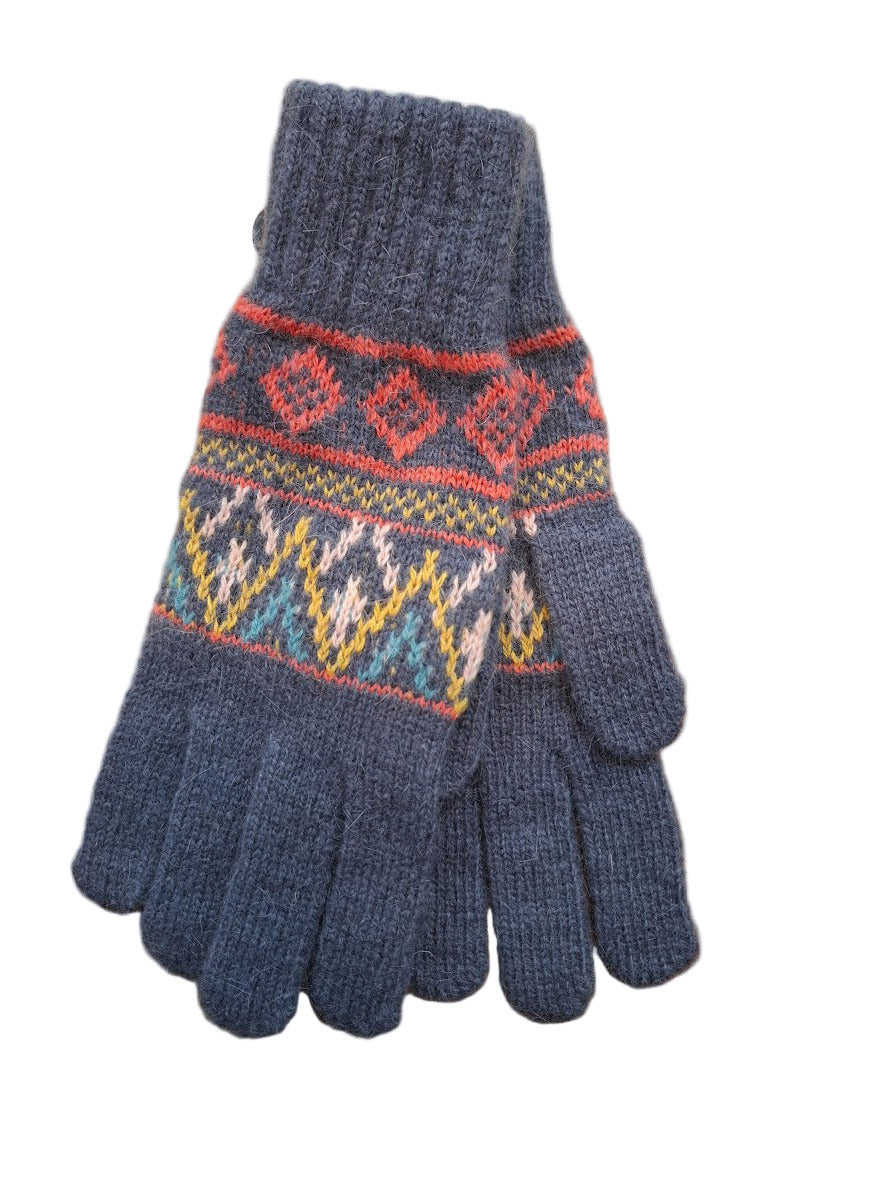 Knitted Gloves With Geometric Pattern