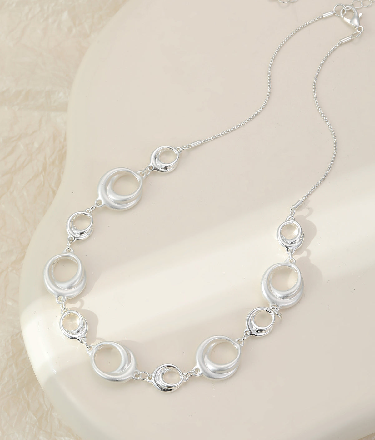 Silver Plated Modern Open Circle Link Necklace