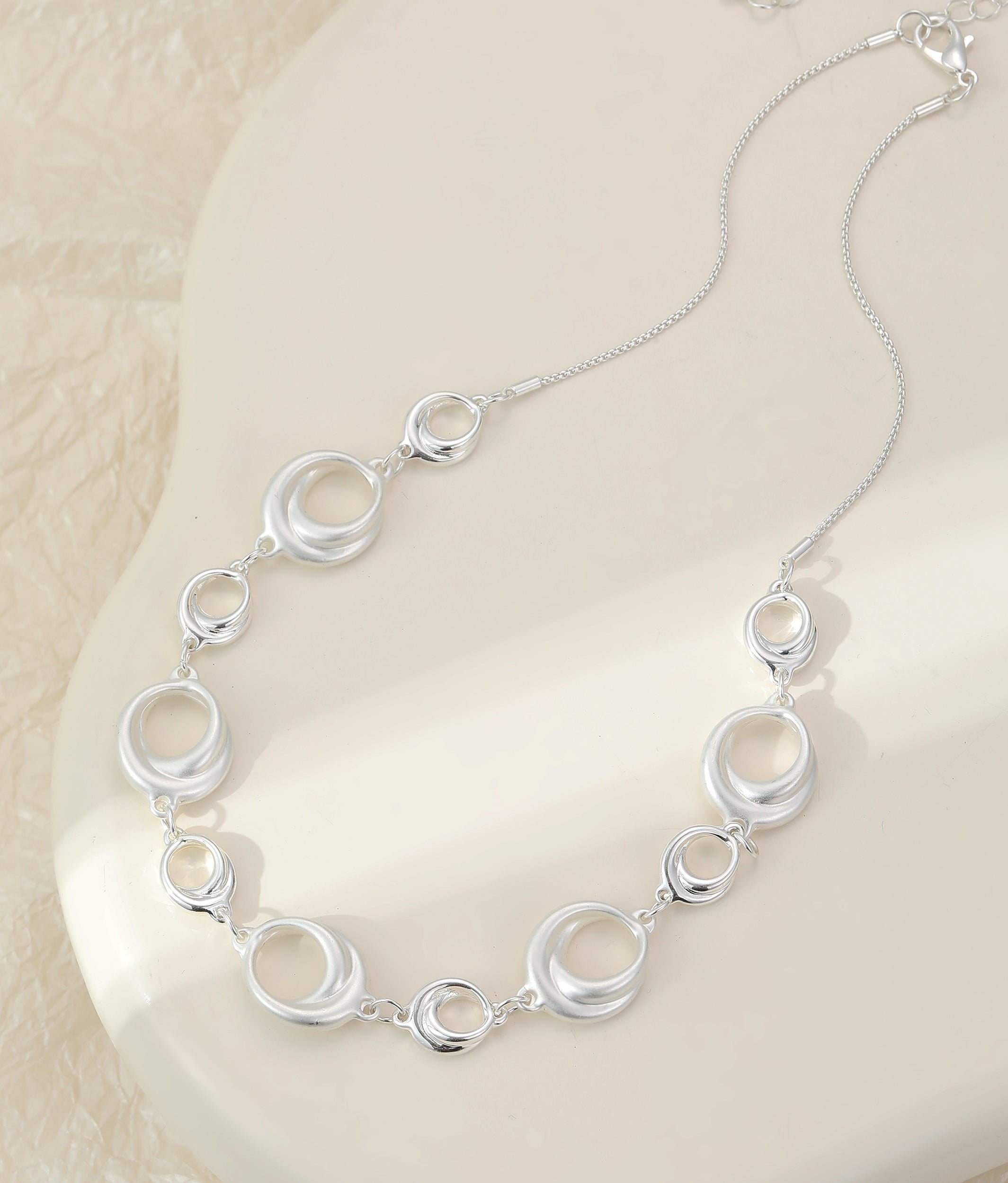 Silver Plated Modern Open Circle Link Necklace