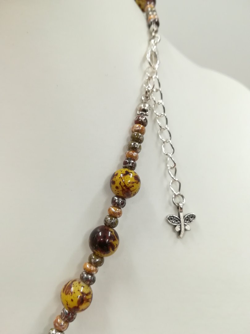 Marie Beaded Glass Necklace