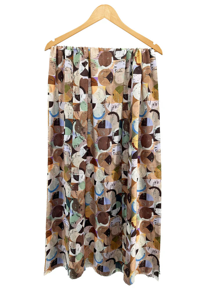 Contrasting Circles Scarf