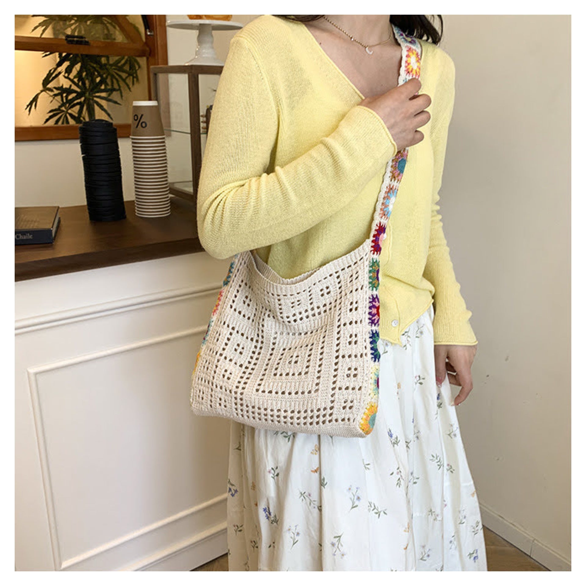 Beige Shoulder Crochet Bag with Flower Details at the Side